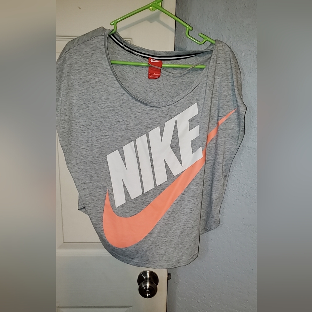 Shirts - Picture 3 of 3